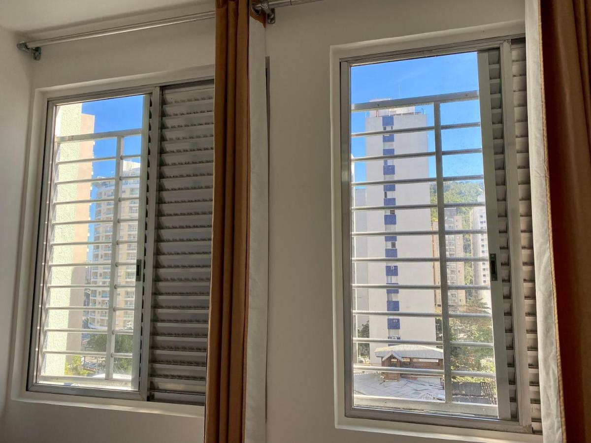 Apartamento Pitangueiras 과루자 외부 사진